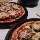 Hearty Eggplant Pizza
