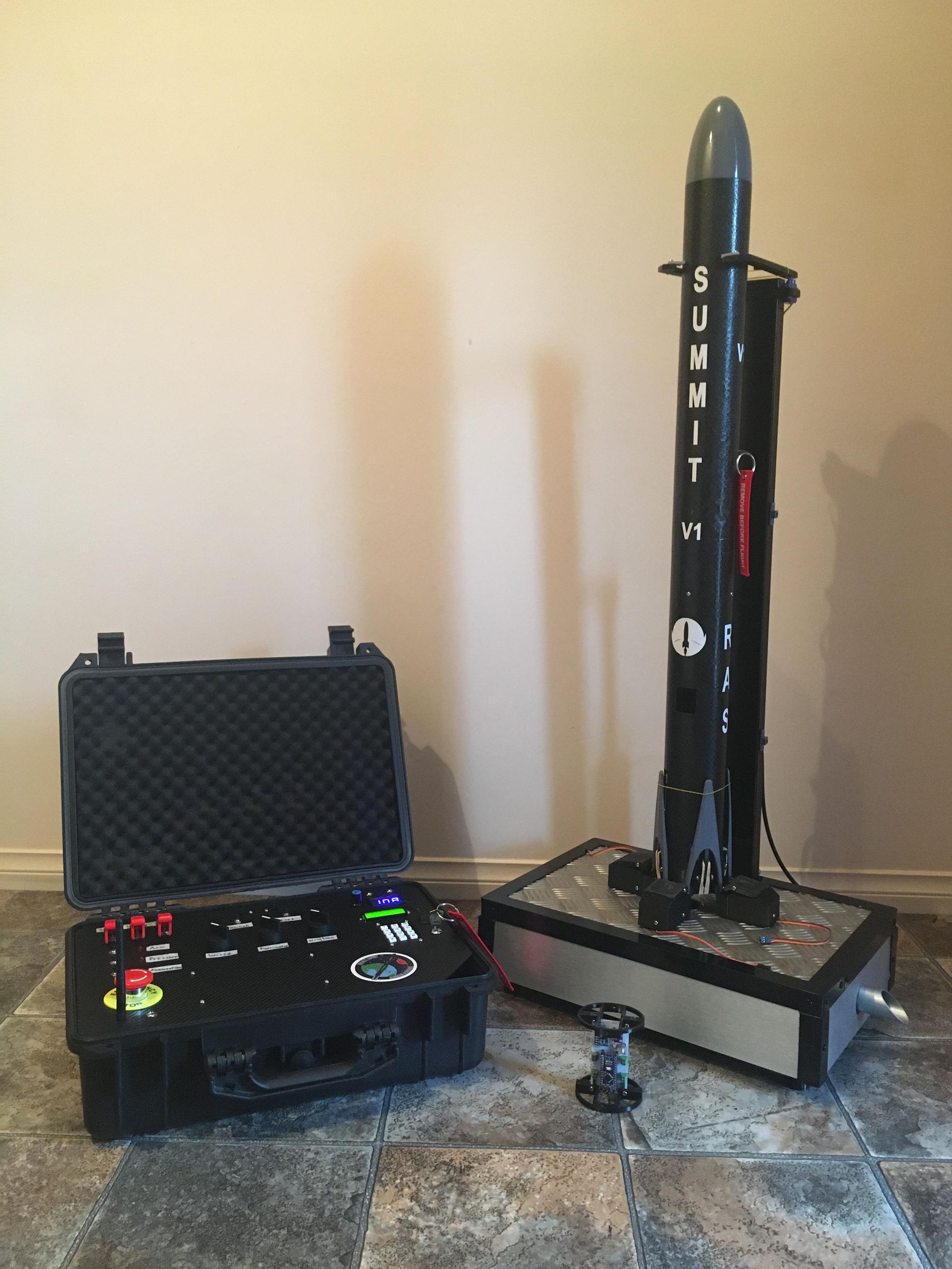 Overkill Model Rocket Launch Pad! 11 Steps (with Pictures