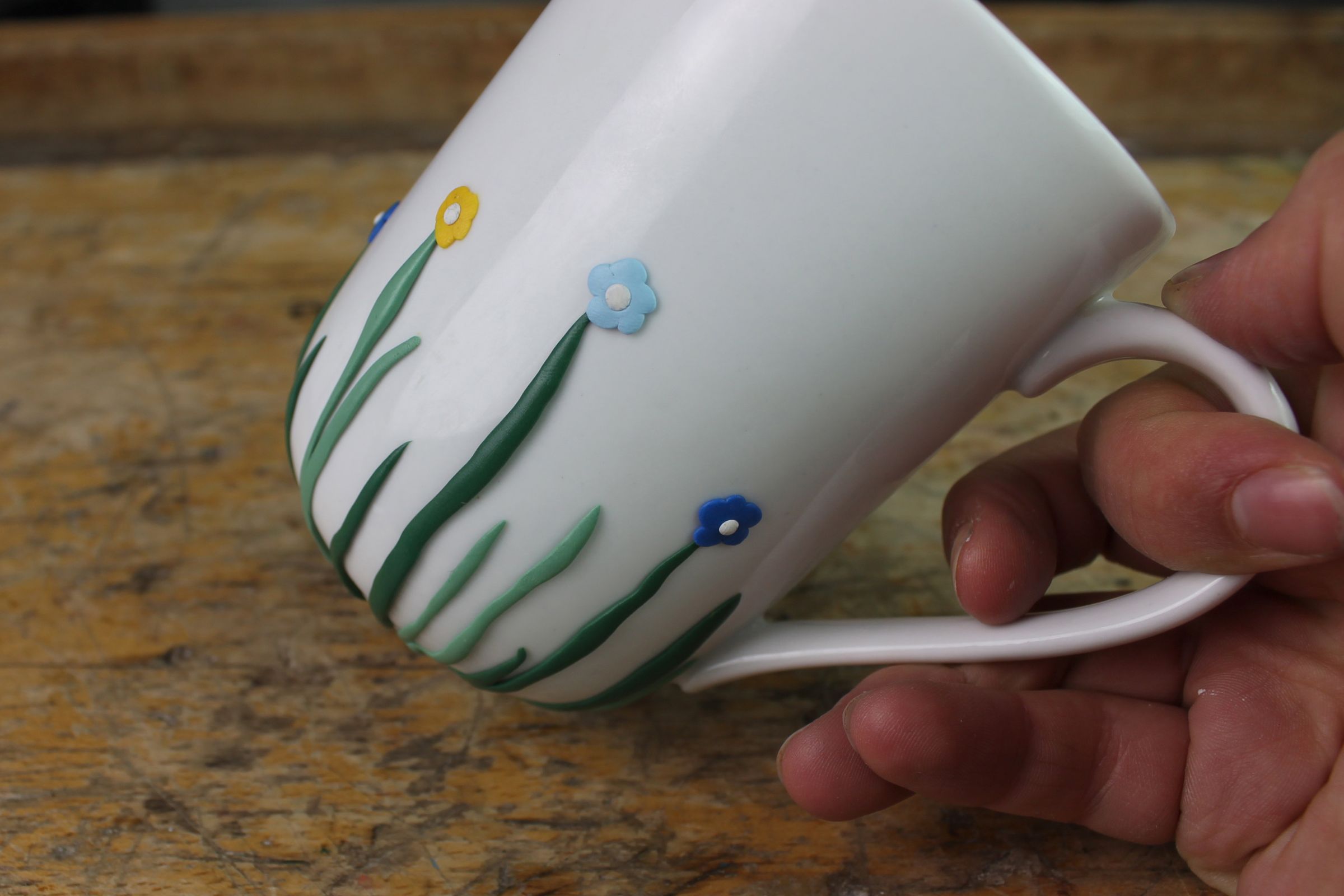 Heatproof Your Mug With Creative Sugru Designs!