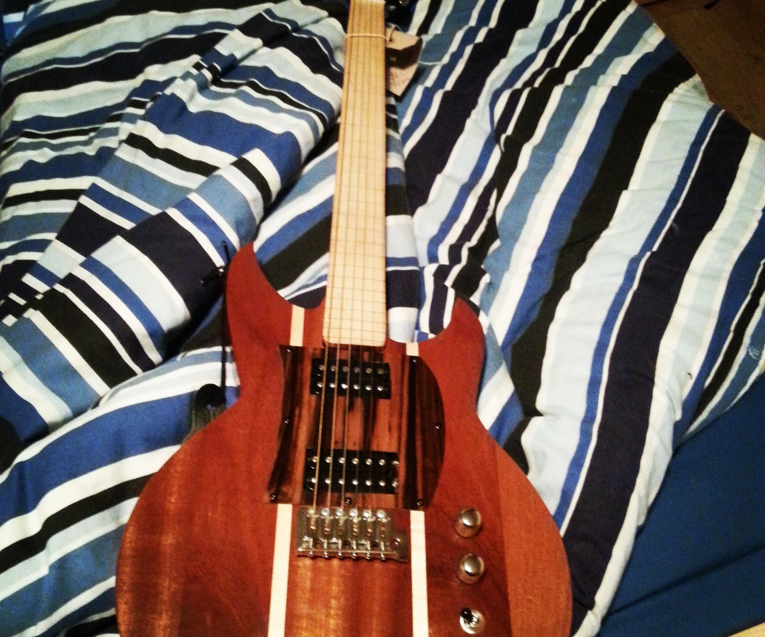 Make an electric guitar