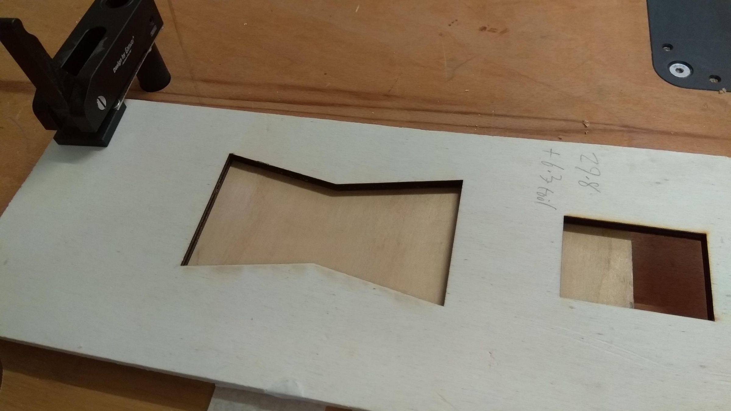 DIY Router Guides, Collars and Templates With Fusion 360 8 Steps