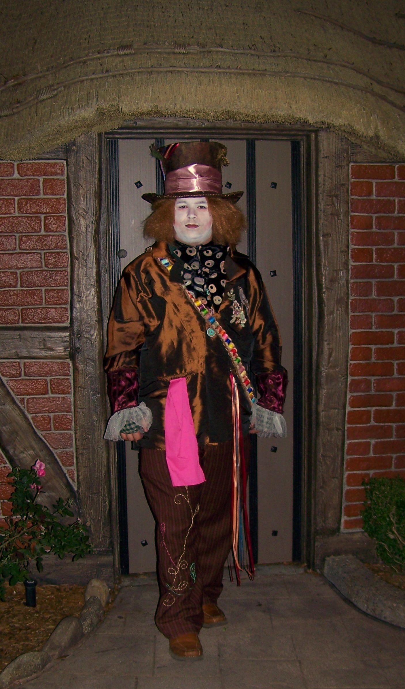 The Red Queen and Mad Hatter