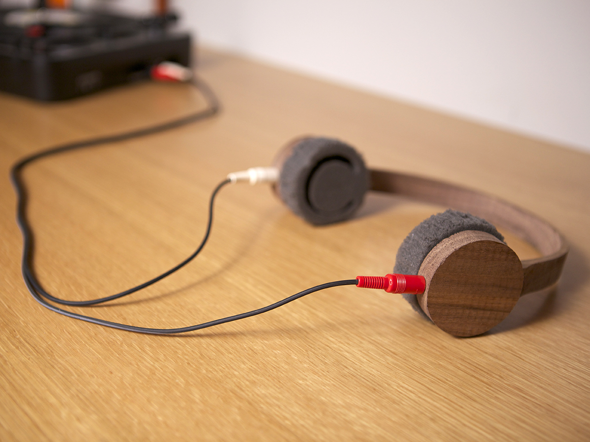 Wood Headphones Using 123D Catch + SolidWorks + ShopBot.