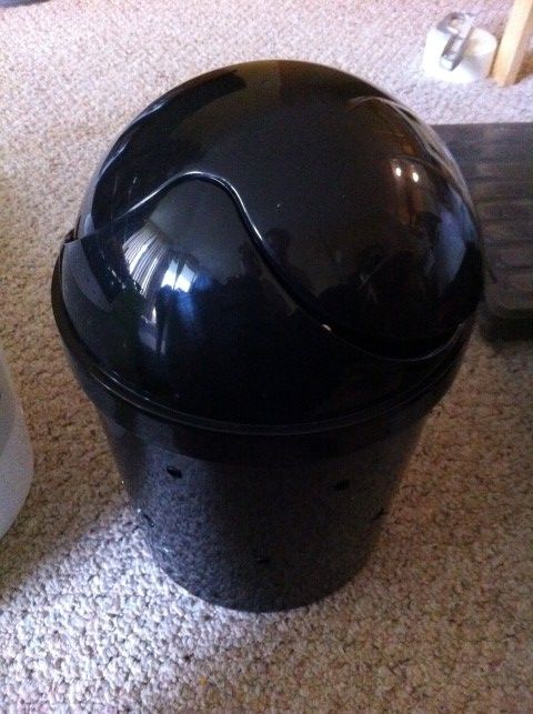 Compost at Lightning Speed With a Bucket Worm Farm!