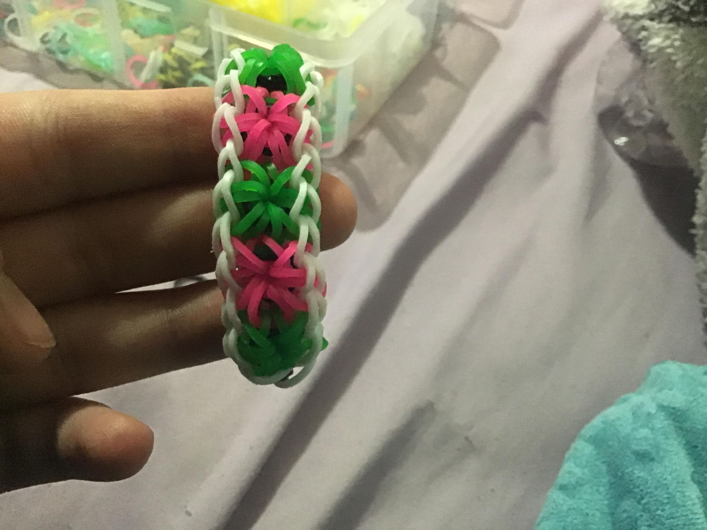 How to Set Up the Starburst Rainbow Loom Bracelet! - Instructables