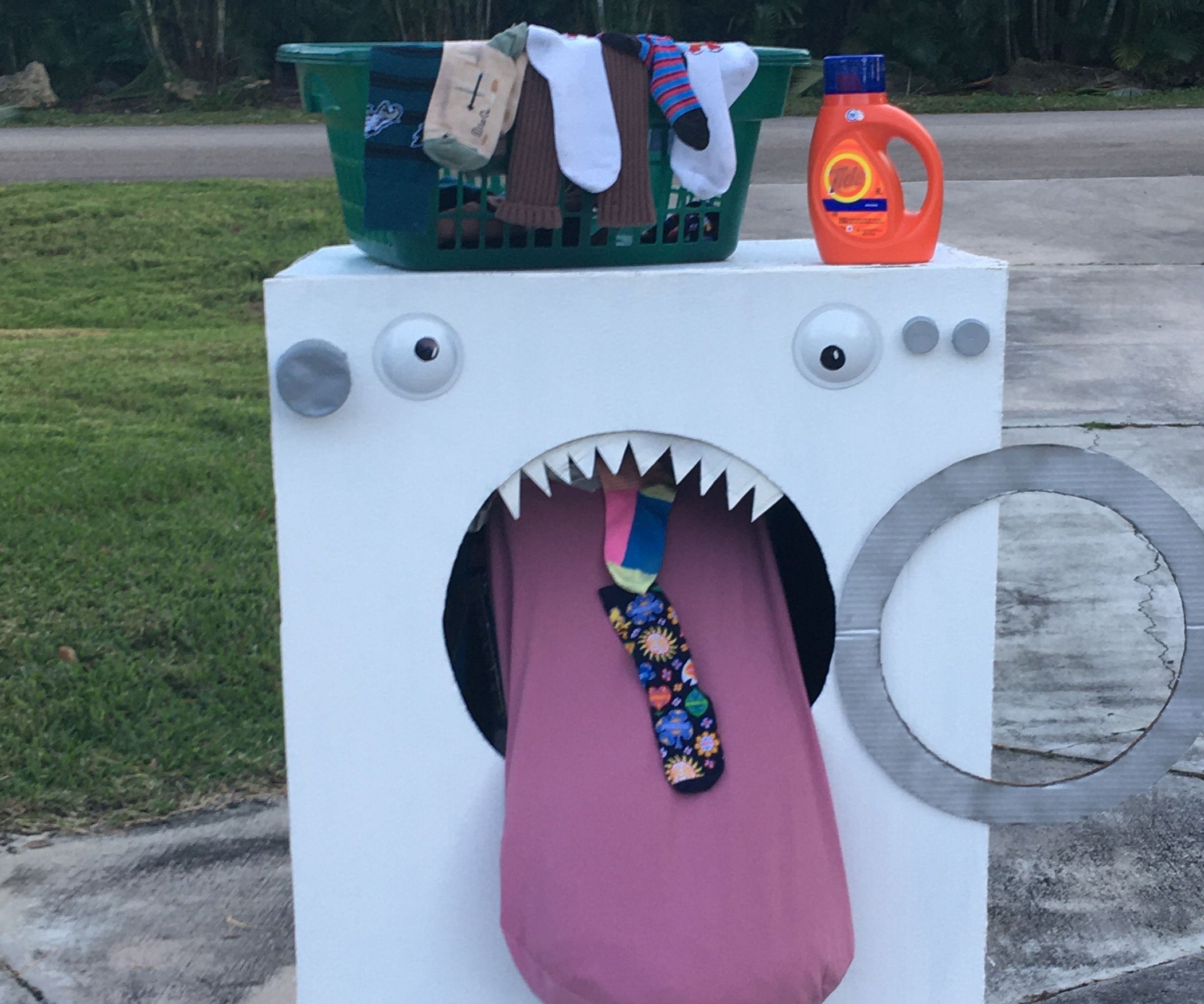 Sock Eating Washer Costume Instructables