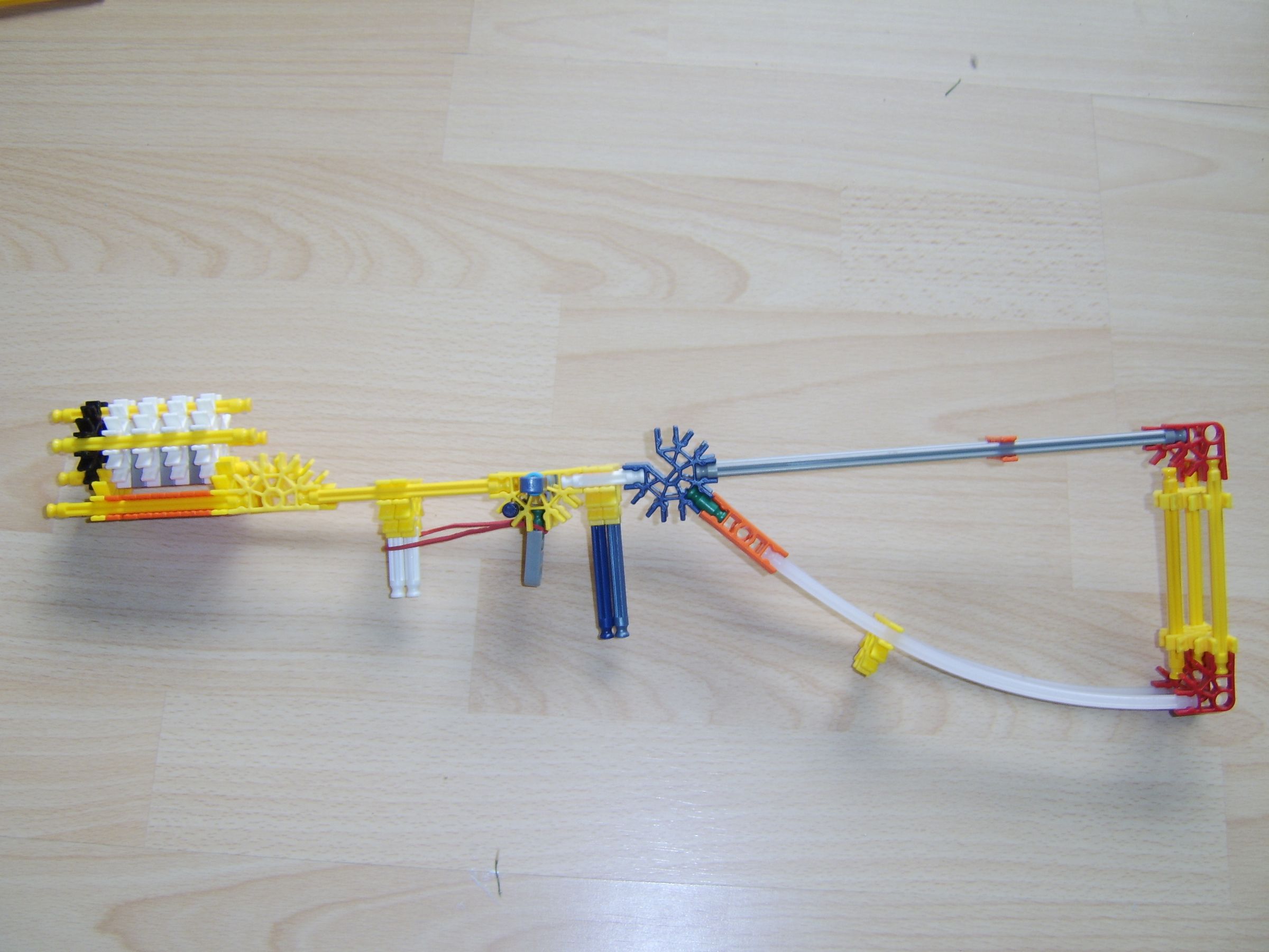 KNEX GUN
