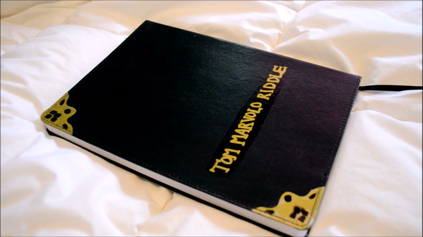 Tom Riddles Diary Harry Potter DIY | CassKnowlton - Instructables