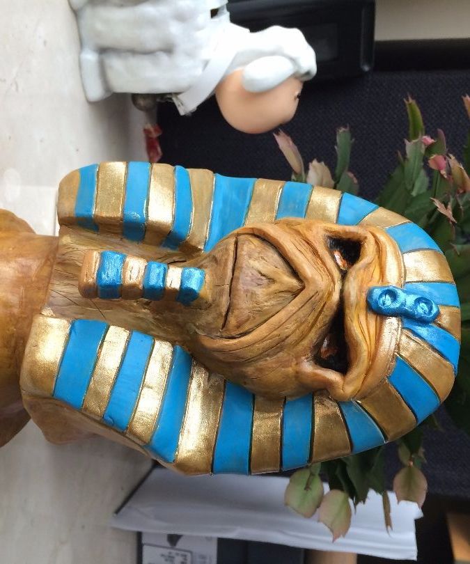 Powerslave Bust