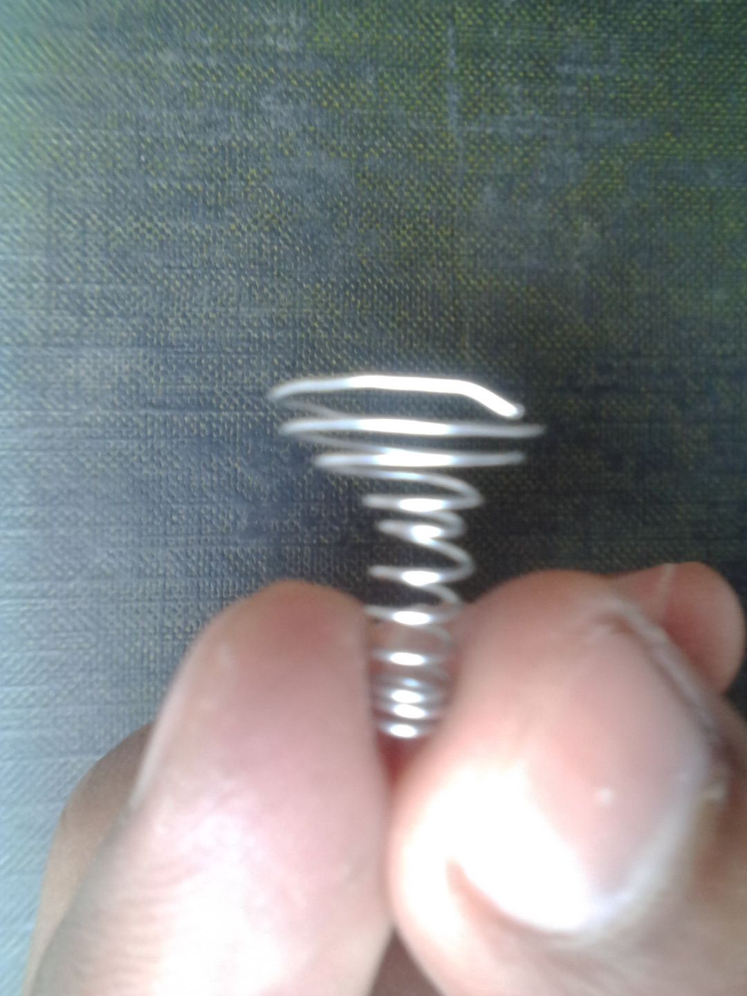 DIY Seethrough Spring Stylus for Any Capacitive Touchscreen 5 Steps