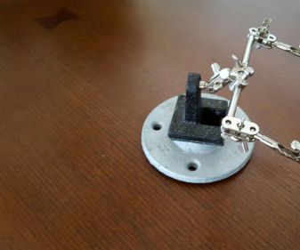 Adding a Base to a "Third Hand"