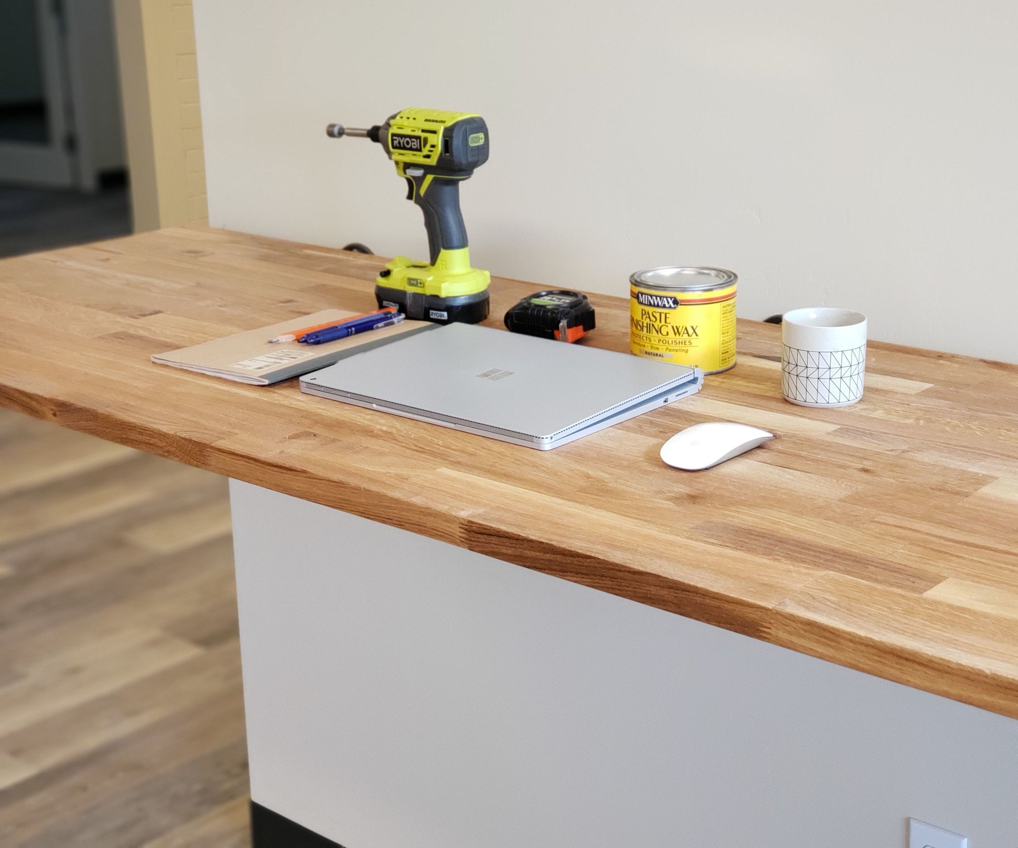 Floating Standing Desk 7 Steps Instructables