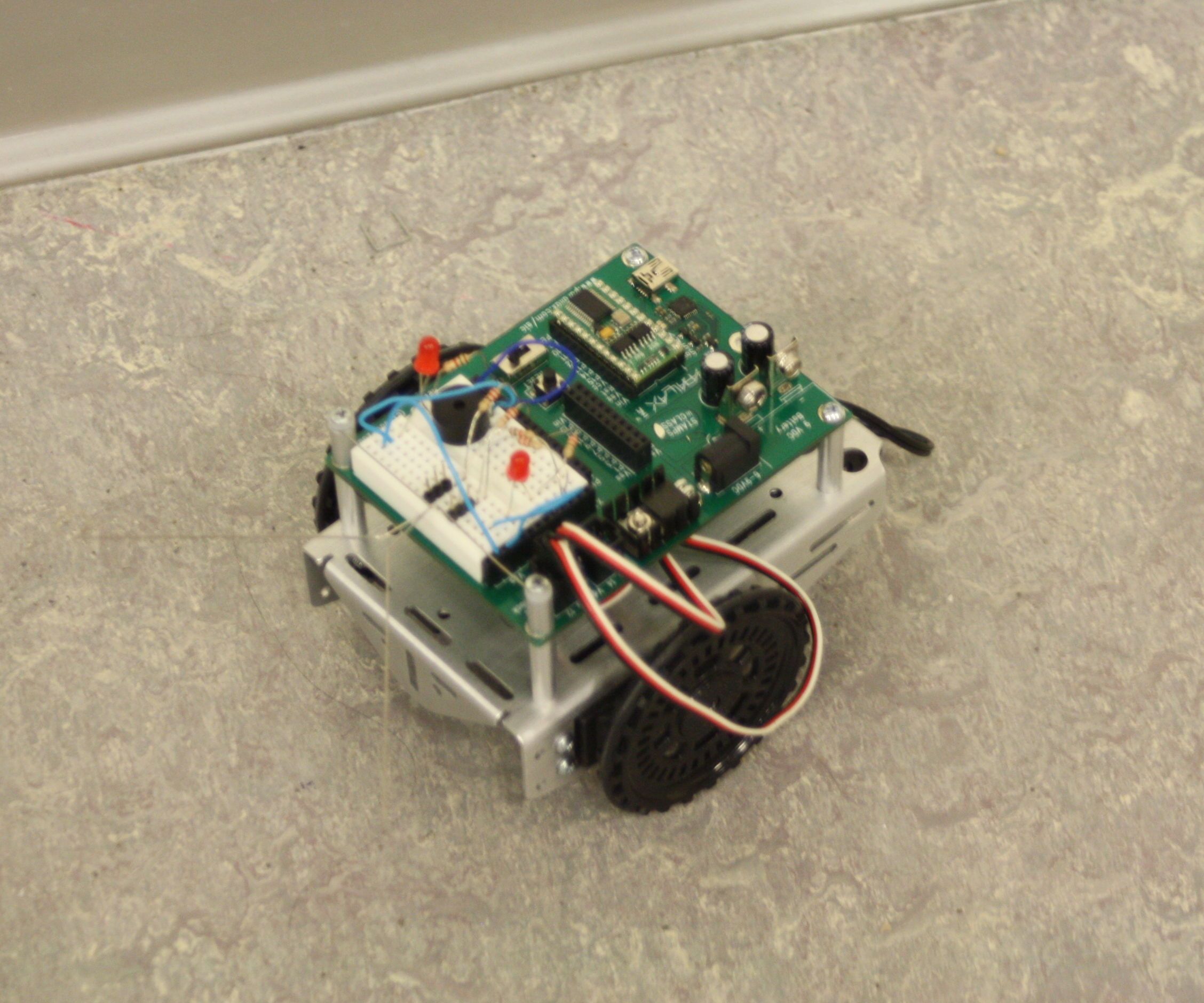 Boe-Bot: Obstacle Avoidance Robot