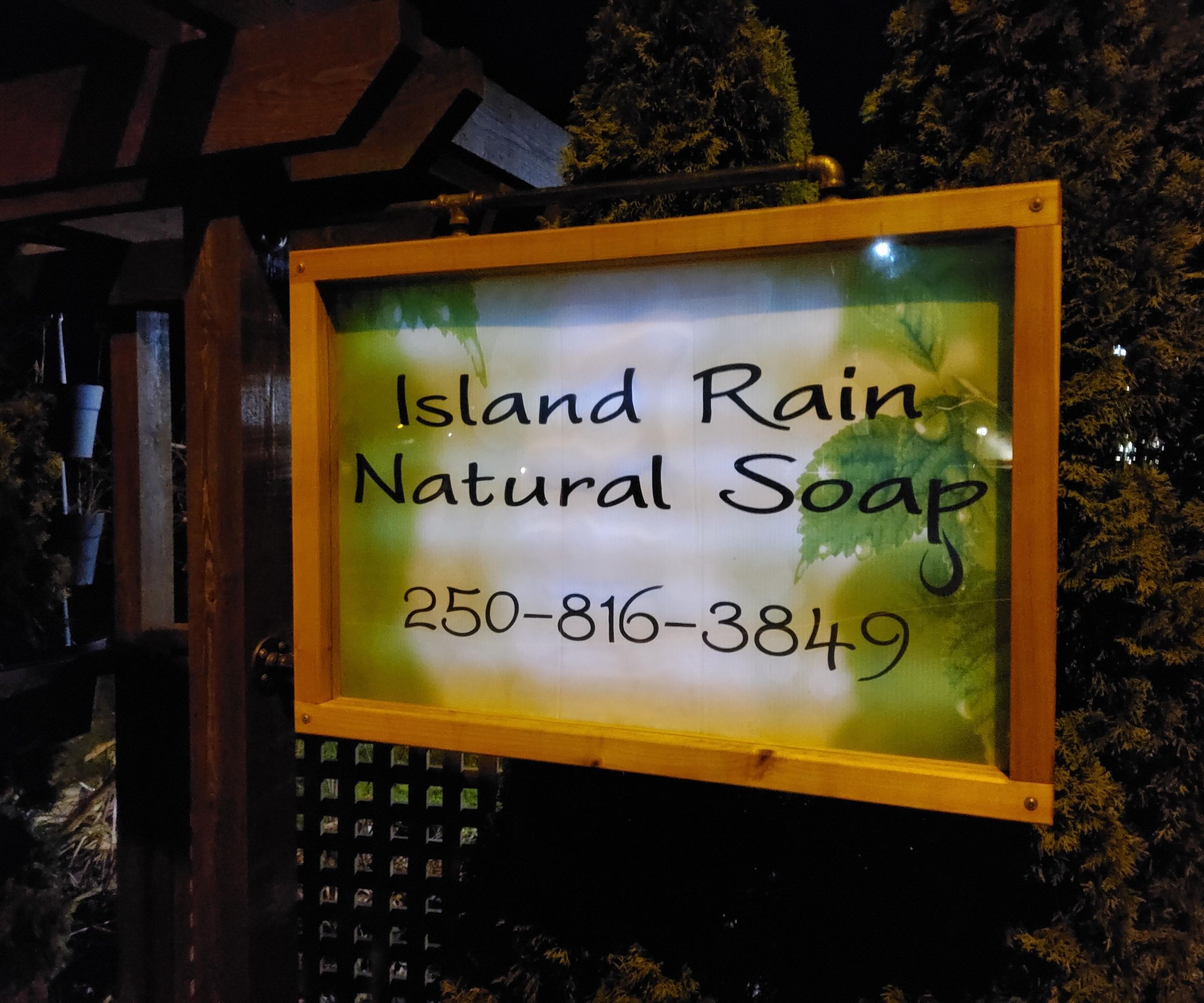 Battery Powered LED Light(s) With Solar Charging