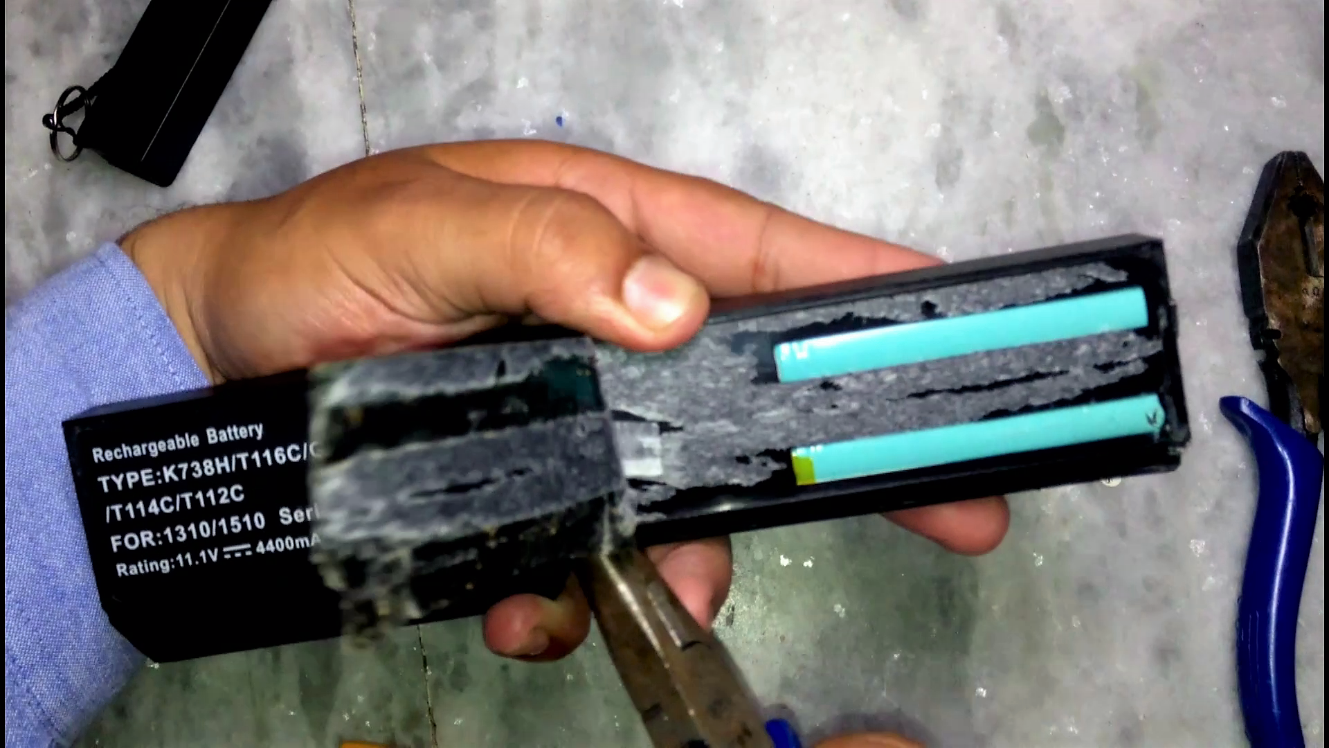 How to Reuse LAPTOP Battery to Make Power Bank for Smartphone ? 6