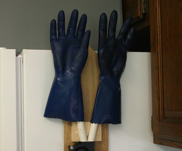 Dish Glove Dryer for Yo' Fridge