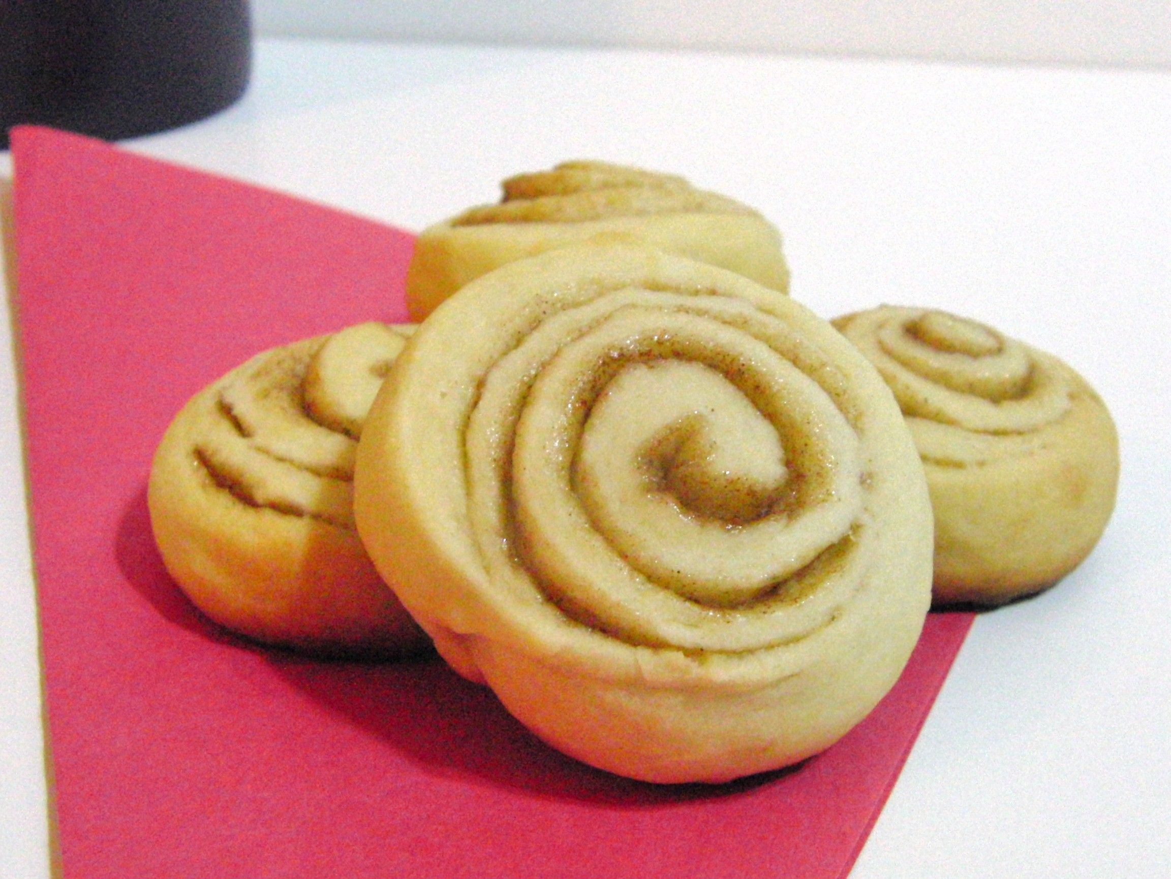It's Time for a Snack- Cinnamon Rolls
