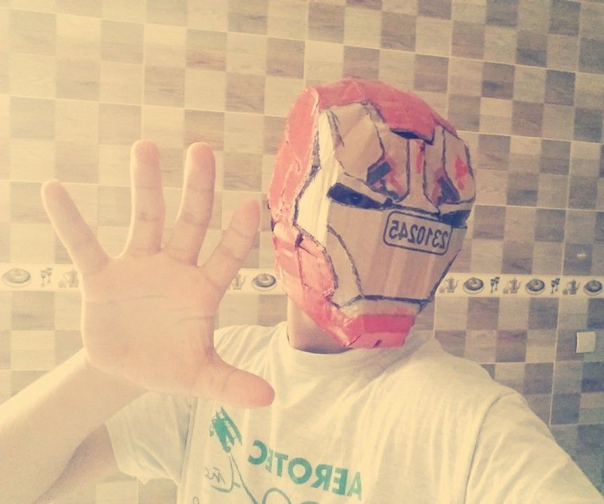 #7 3/3 Iron Man Mark 42 Helmet Cardboard - Painting and Soften - FULL HD