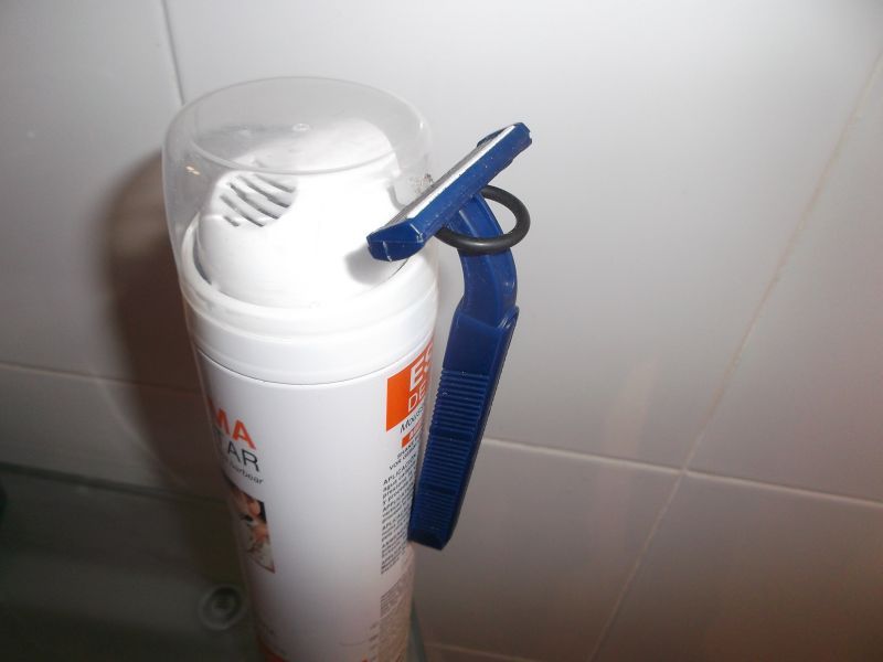 Razor Holder