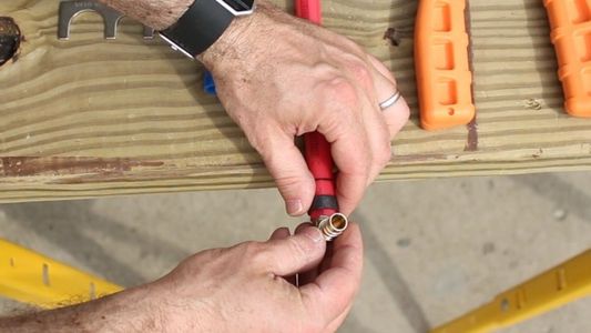 How to Install PEX (Quick Tips) : 7 Steps (with Pictures) - Instructables