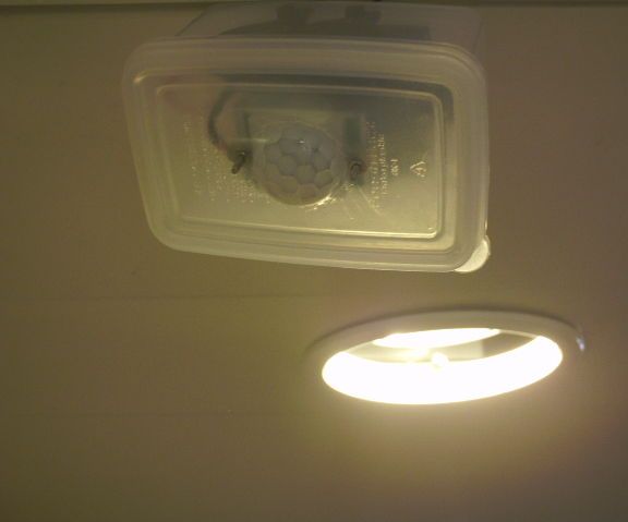 PIR Auto Toilet Light - No Arduino