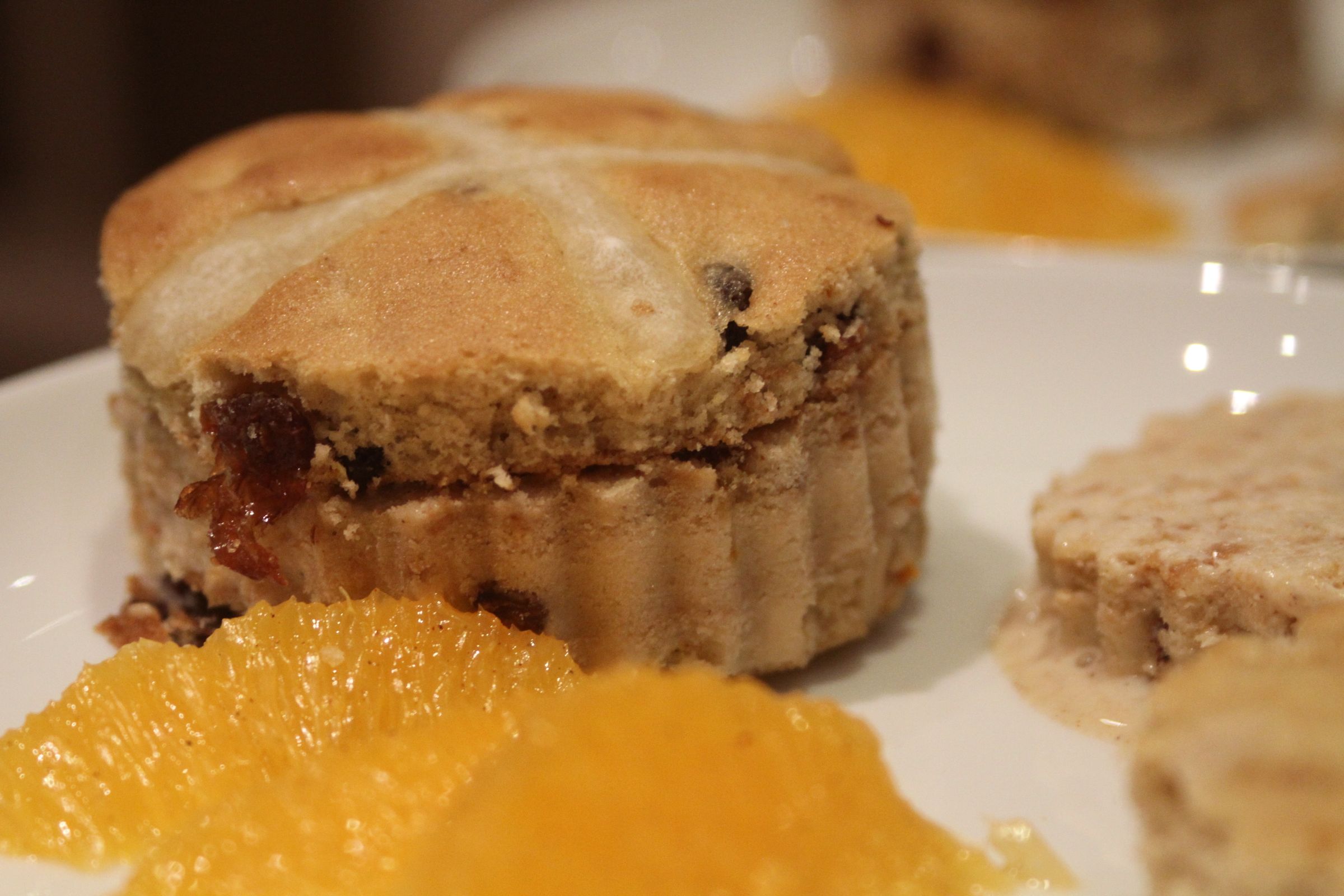 Hot Cross Bun Icecream Sandwiches