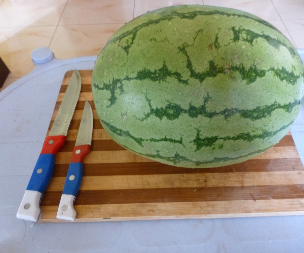 How to Cut a Watermelon - My Way