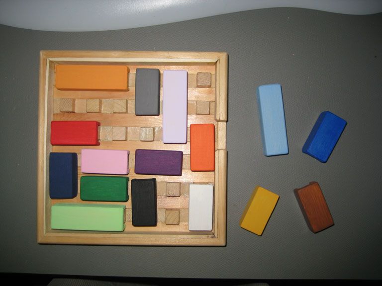 Grid-Blocked: Wooden Logic Puzzle