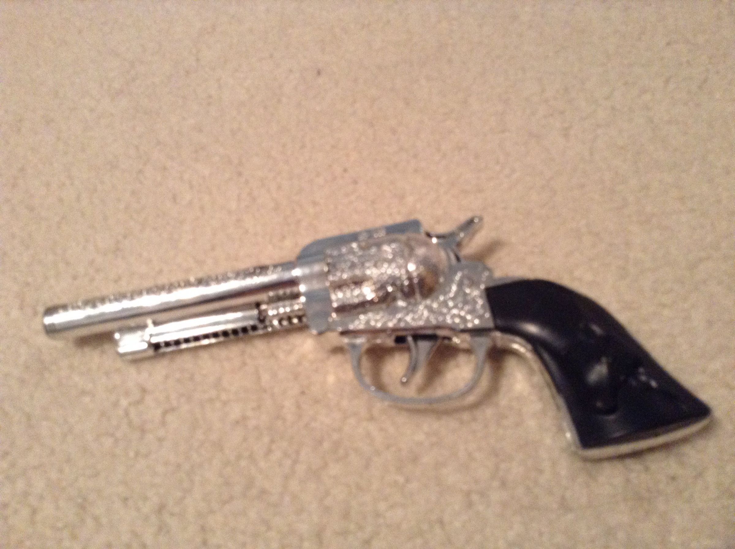 The Sheriffs Gun