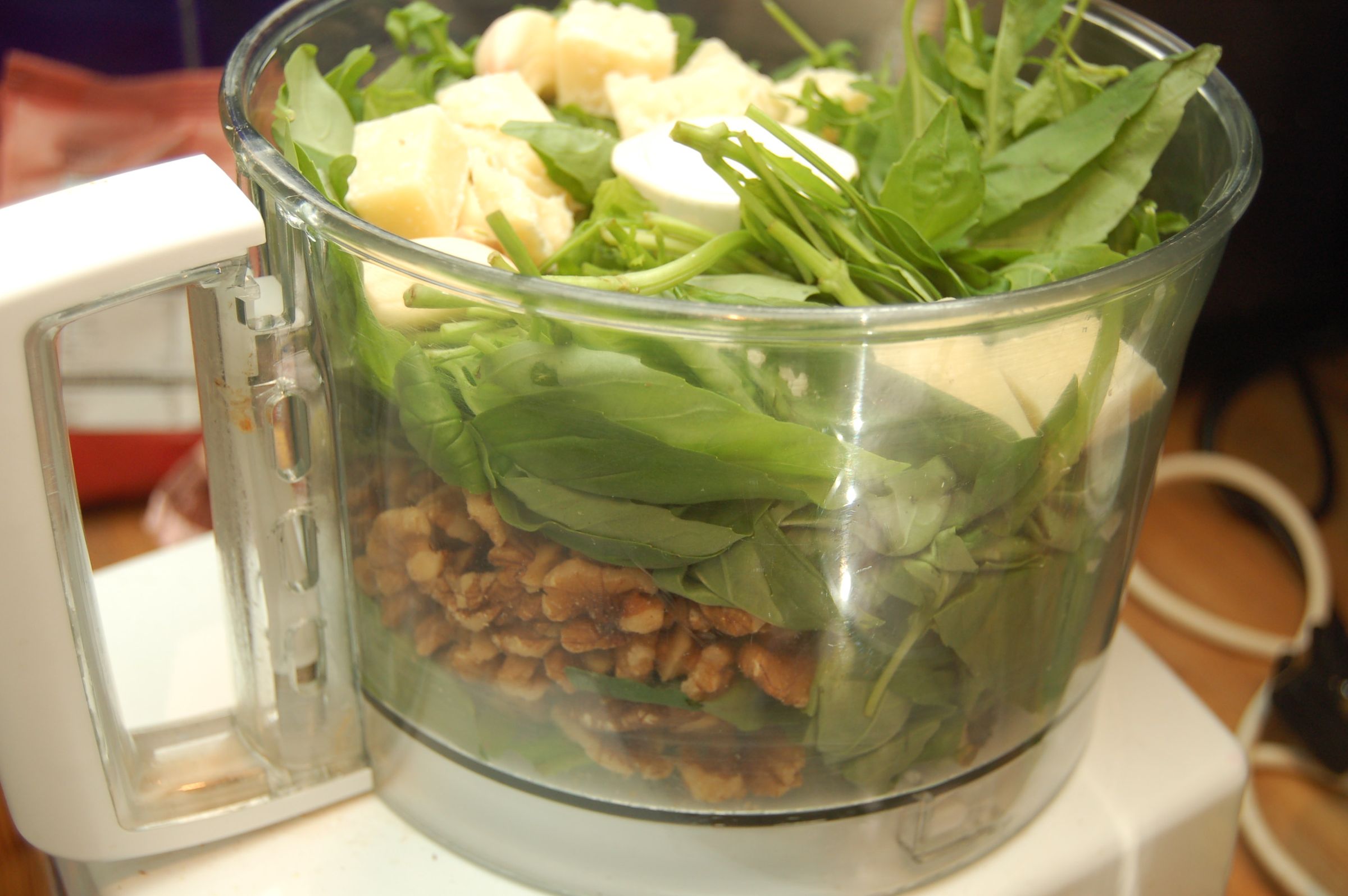 Basil, Rocket and Walnut Pesto Instructables