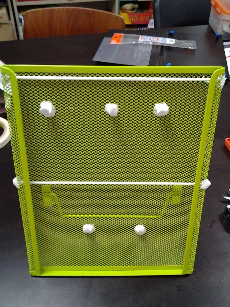 Sugru Modified Jewelry Stand