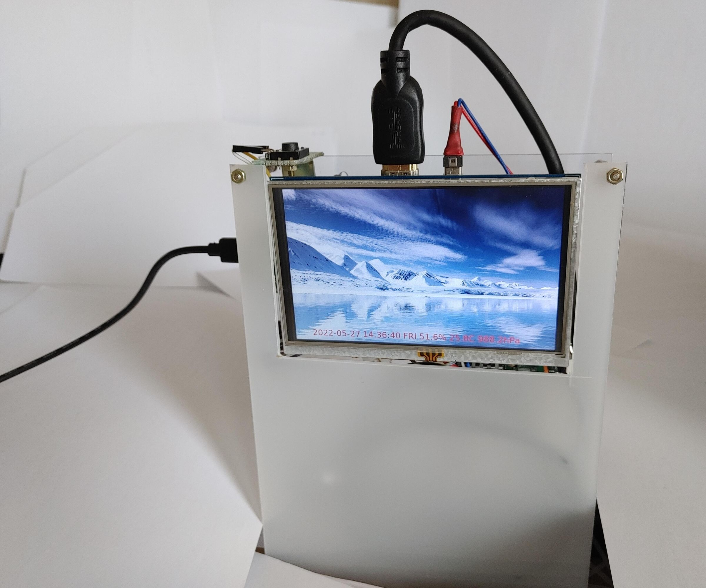 RPI and 5 Inch LCD Digital Album and Weather Station