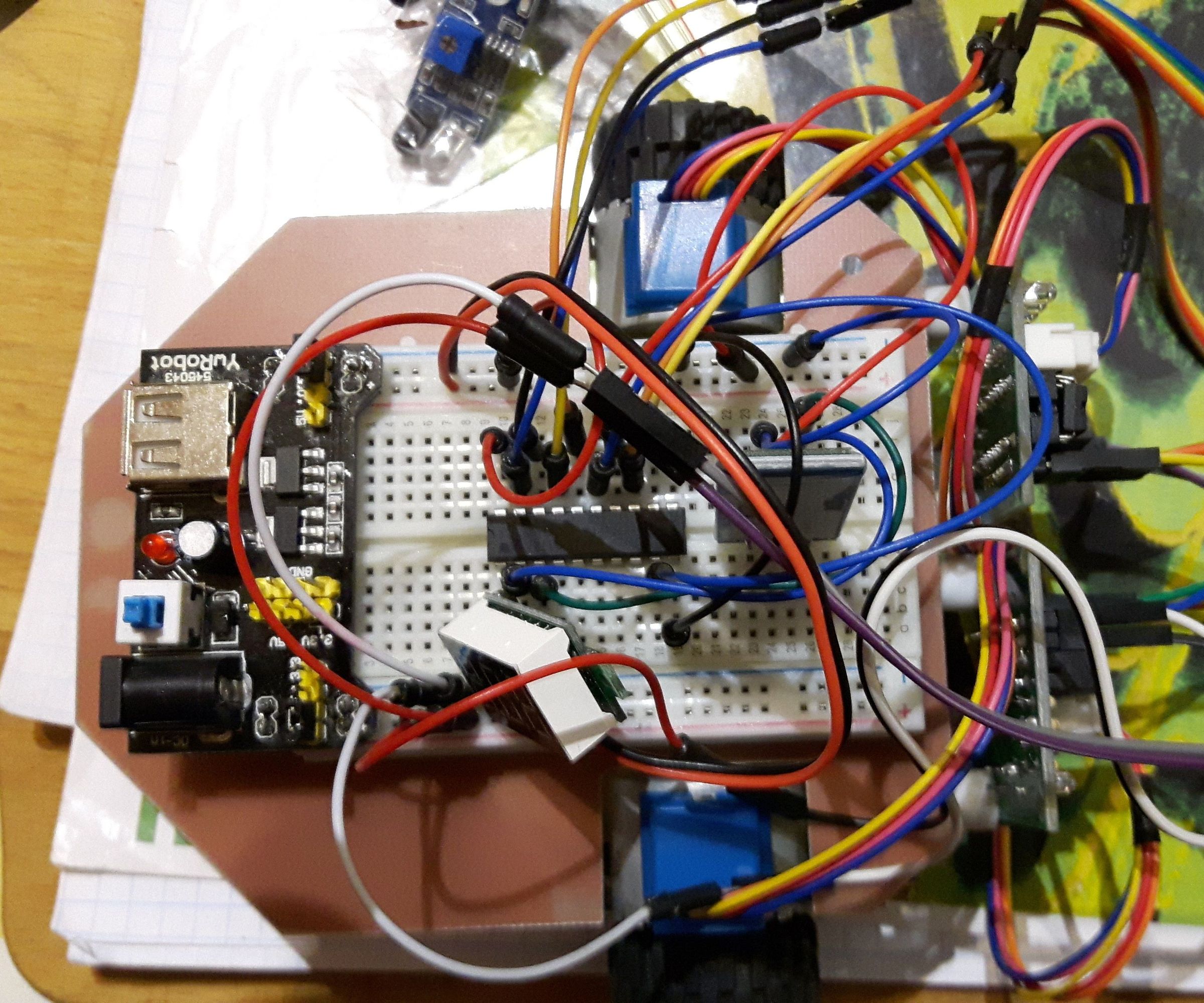 Robot Attiny2313  Bluetooth Controlled Via Smartphone (android) - Not Arduino!!!