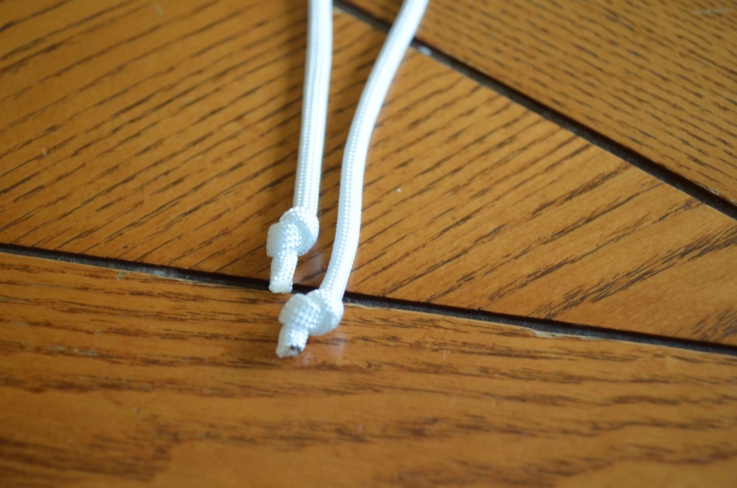 HowTo Adjustable Paracord Bracelet 10 Steps (with Pictures