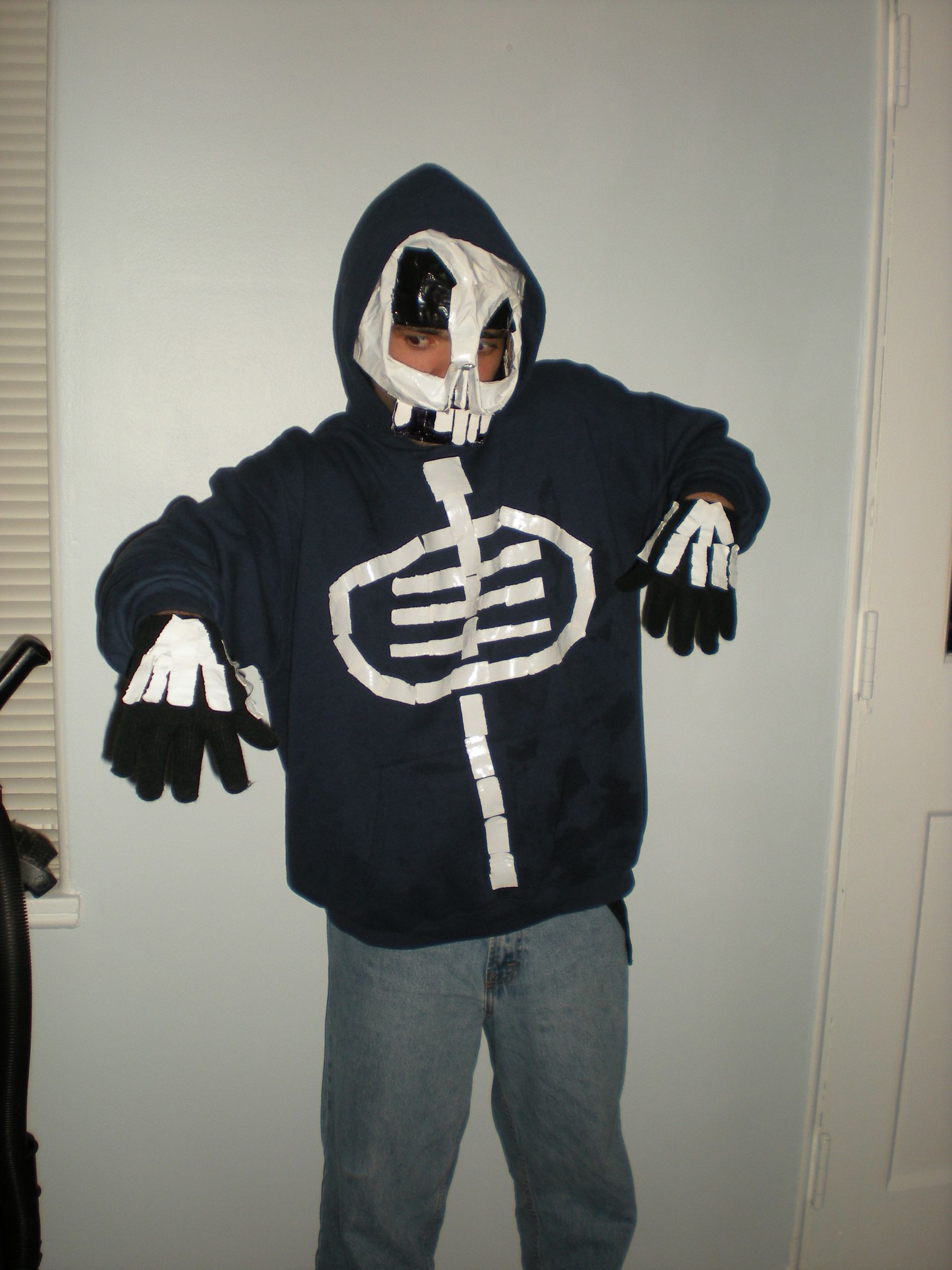 Easy-to-Make Skeleton Costume