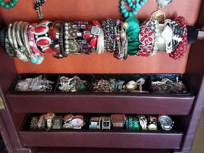 Bracelet Rack