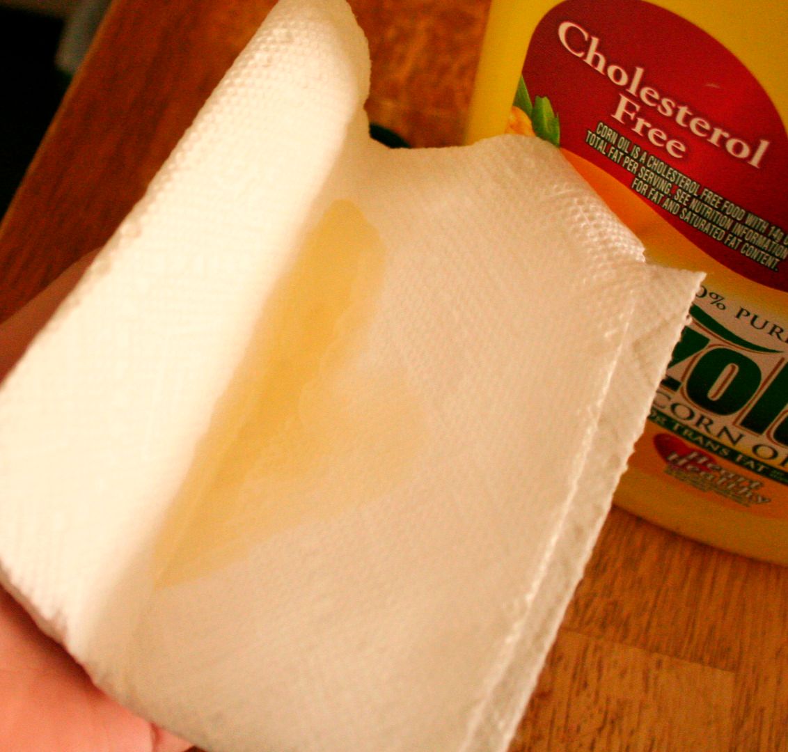 Cooking Oil Stops Squeaky Doors Instructables
