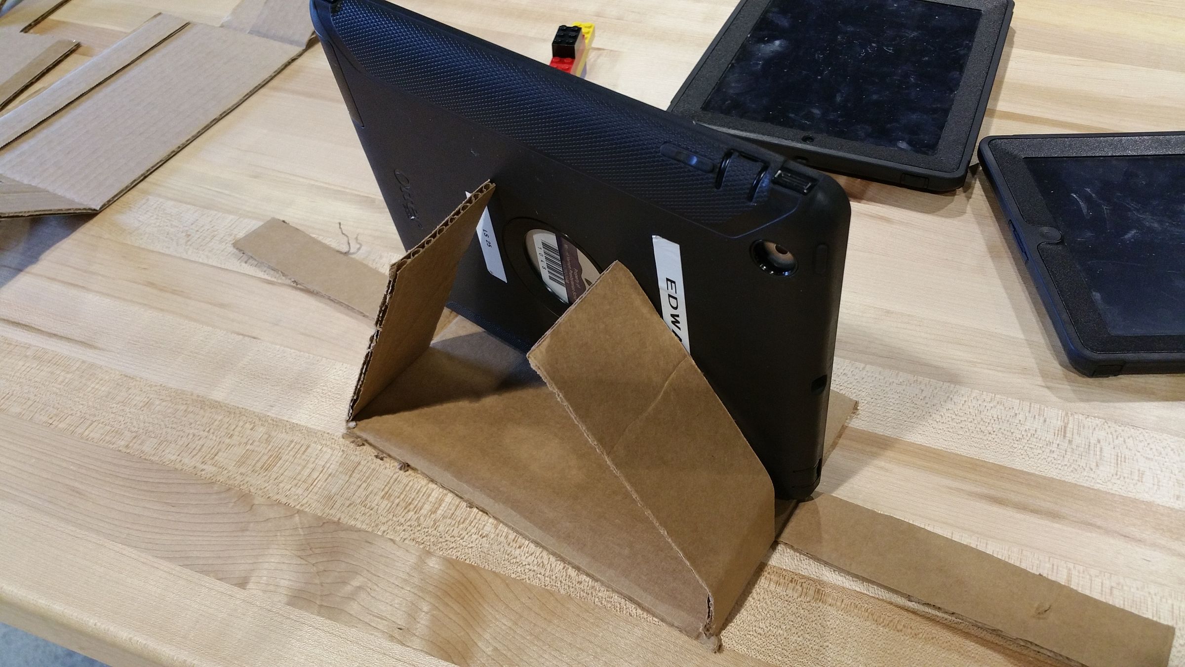 Cardboard IPad Stand for Stop Motion Videos 3 Steps Instructables