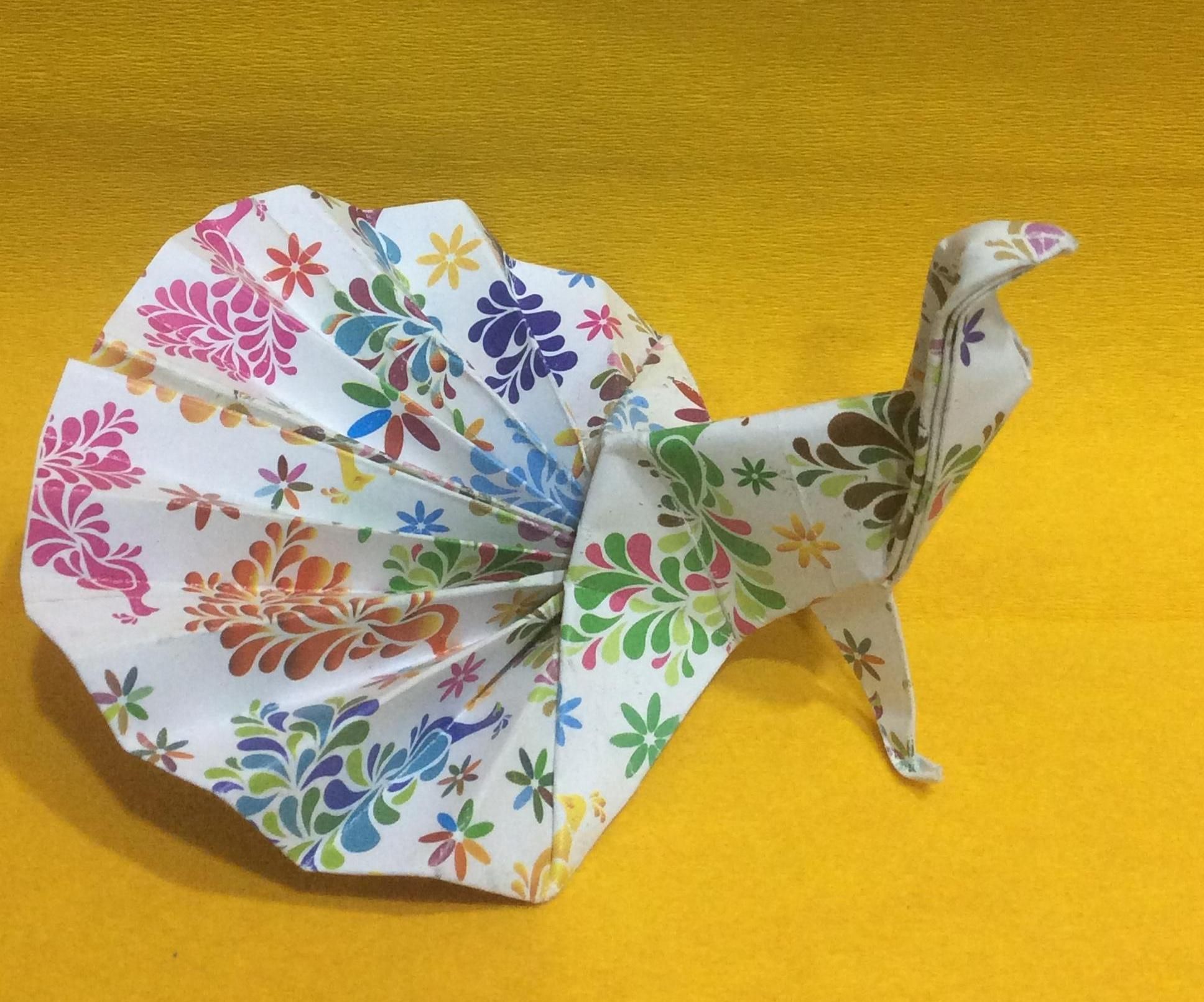 Oragami - Peacock