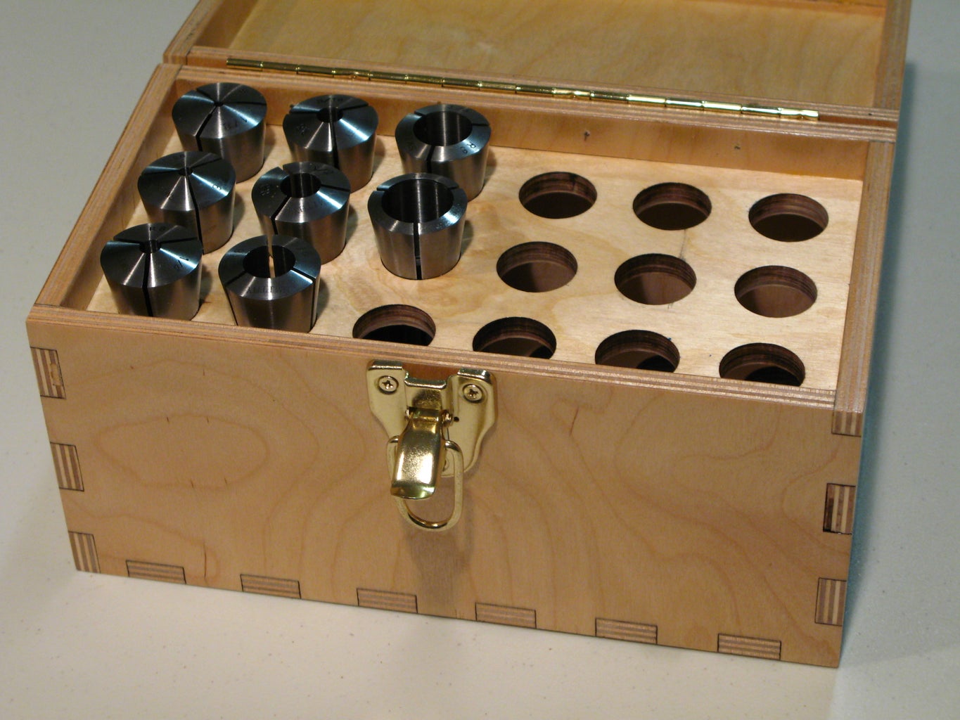 Build an R8 Collet Storage Box at 9 Steps (with Pictures