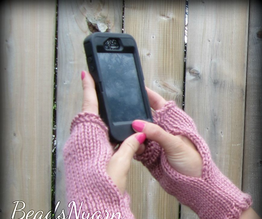 Easy Knitted Fingerless Gloves