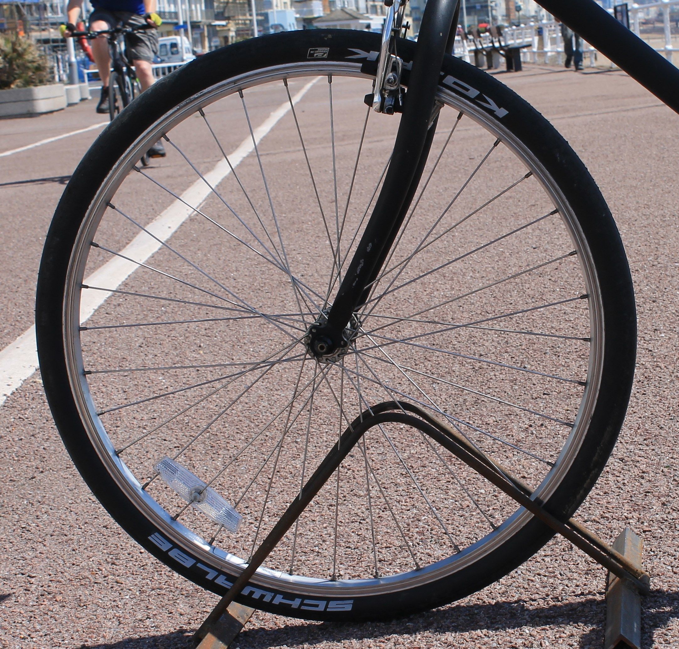 Bicycle Wheel Spoke Art With Drinking Straws. 6 Steps (with Pictures