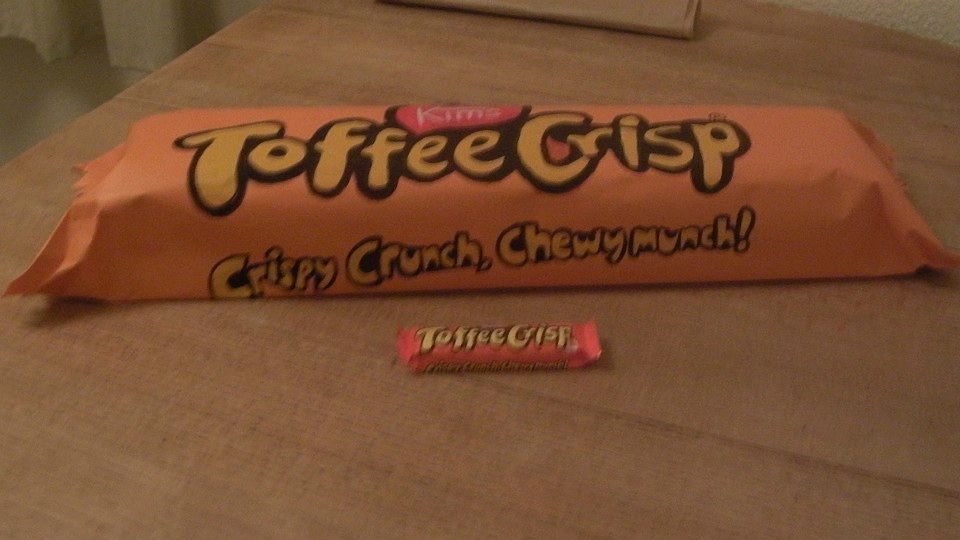 EXTREMELY Giant Toffee Crisp