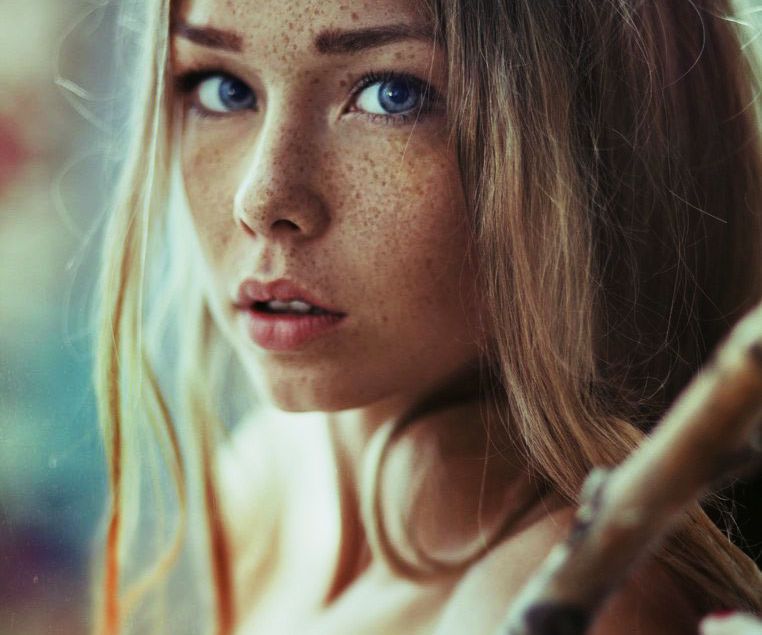 How to Make a Instagram Lark Filter Effect - Adobe Photoshop CC 2015 Tutorial - GraphixTV 