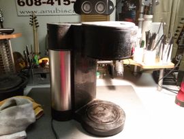 Clean a Bunn NHBX-B 10-Cup Coffee Maker Properly : 8 Steps (with Pictures)  - Instructables