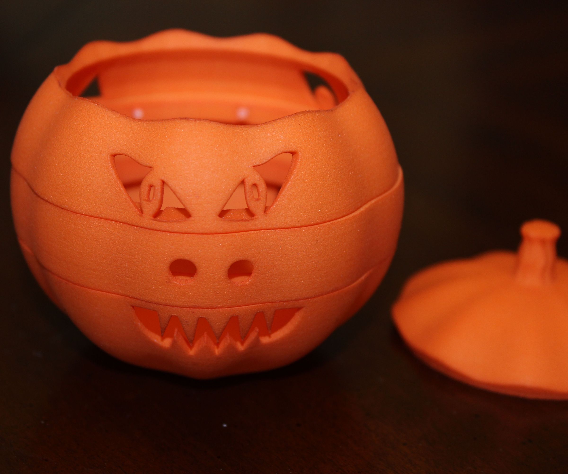 Adjustable Face Jack-O-Lantern