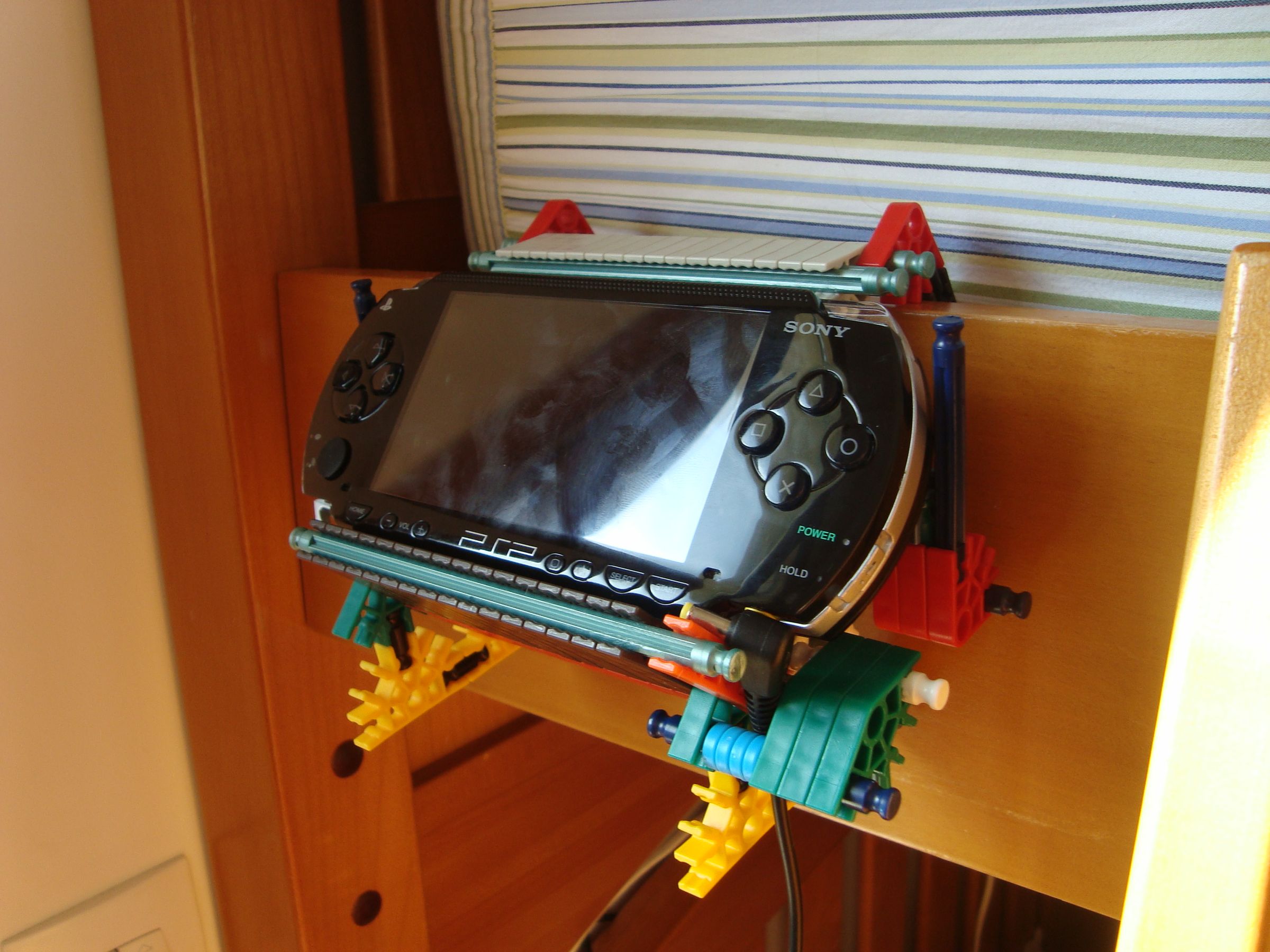 Knex PSP Dock