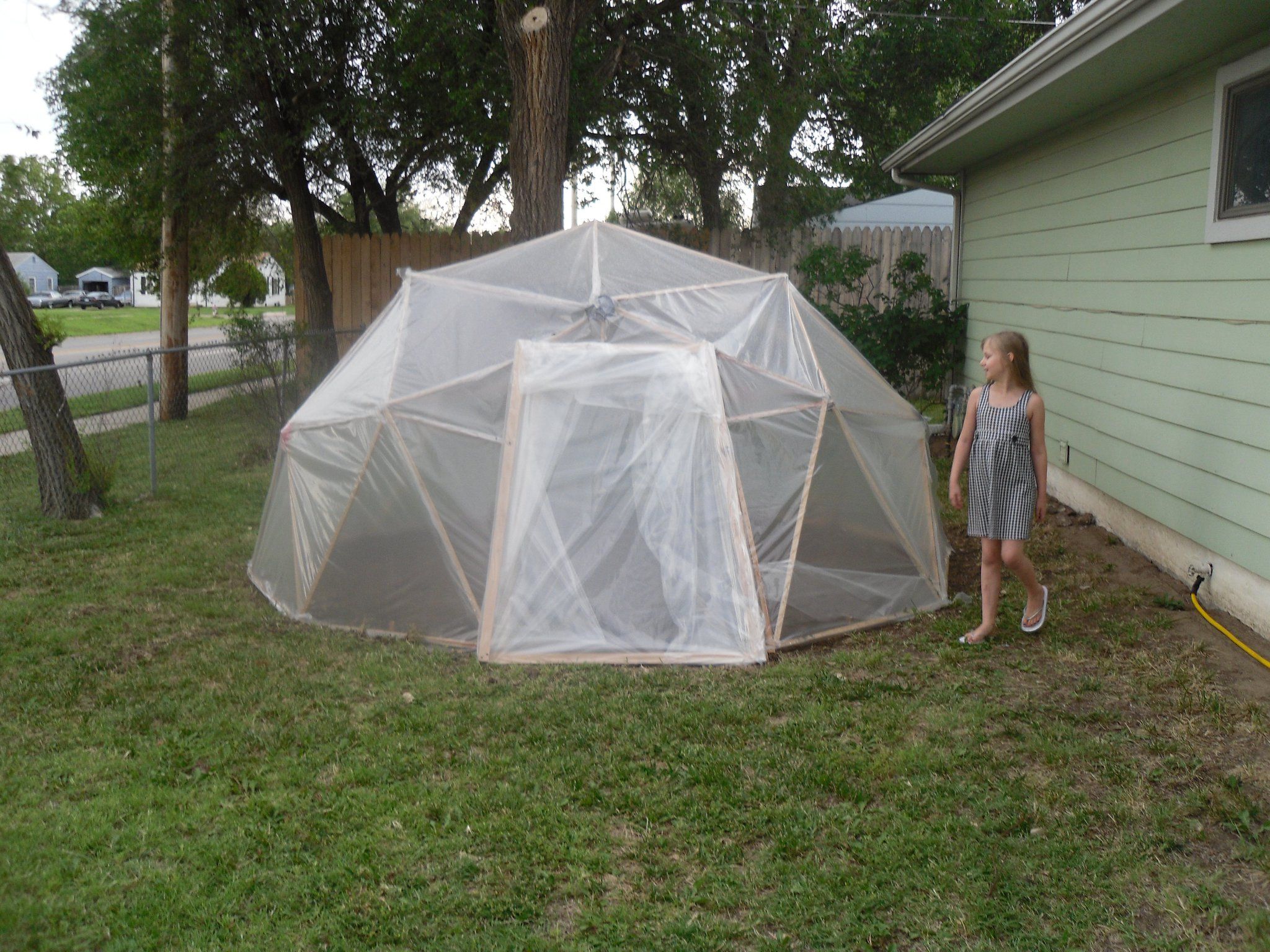 A FAILED!!! Recycled Geodesic dome greenhouse