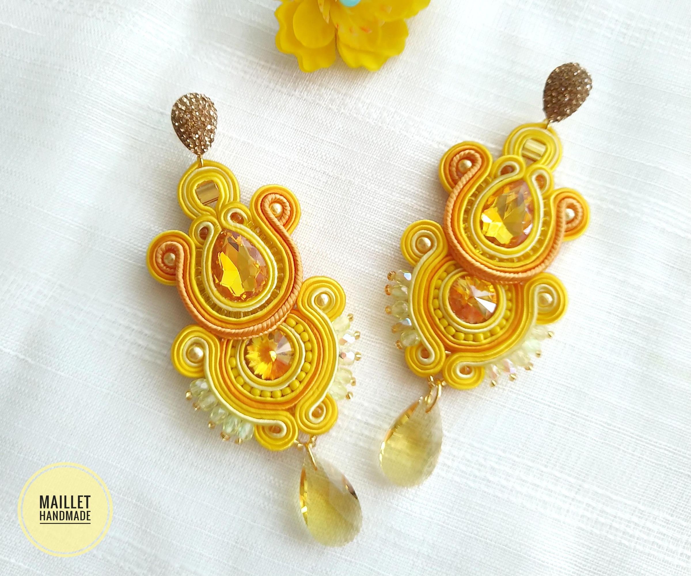TOTAL YELLOW Drop Earrings