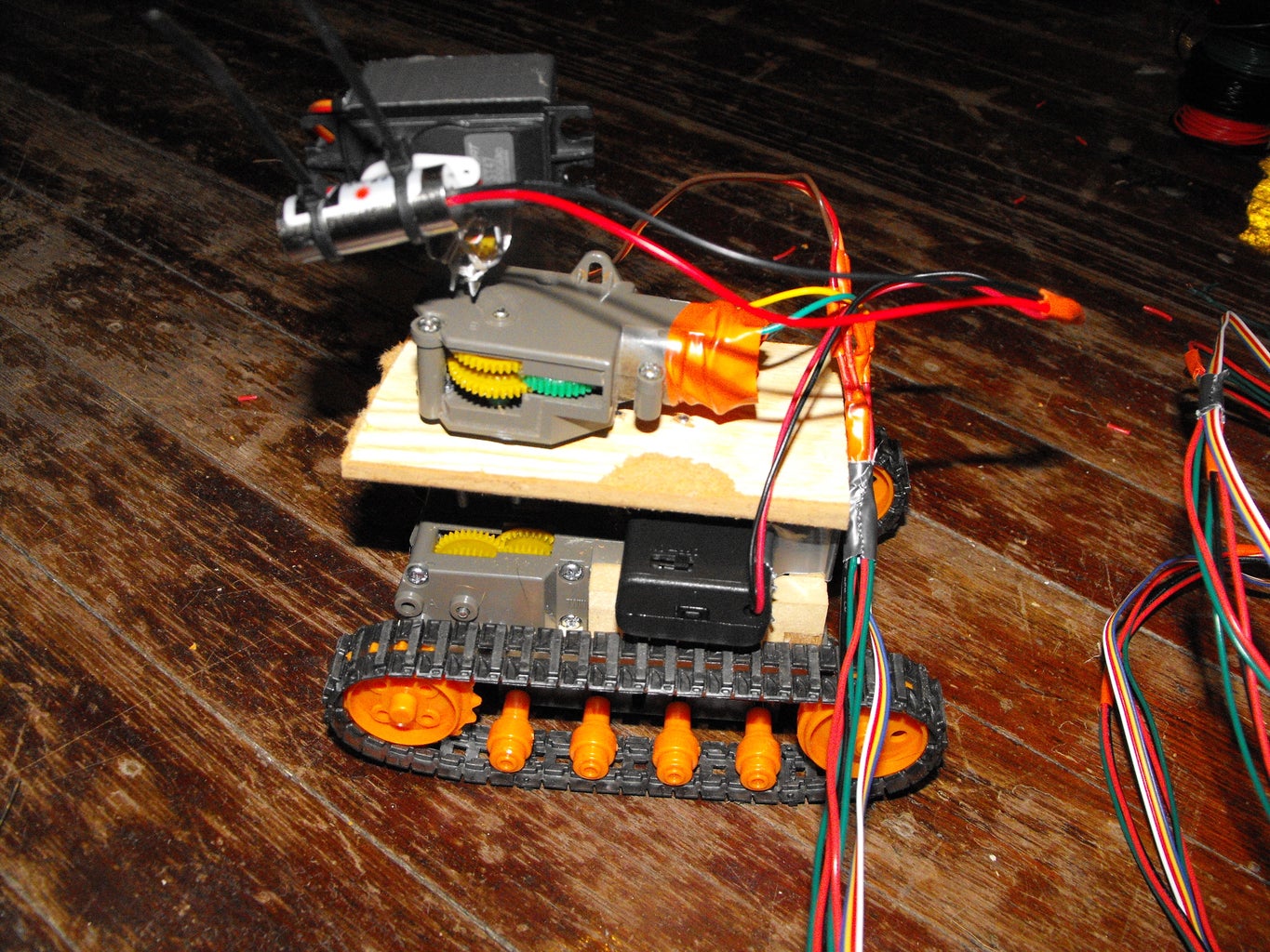 Ard-e: the Robot With an Arduino As a Brain